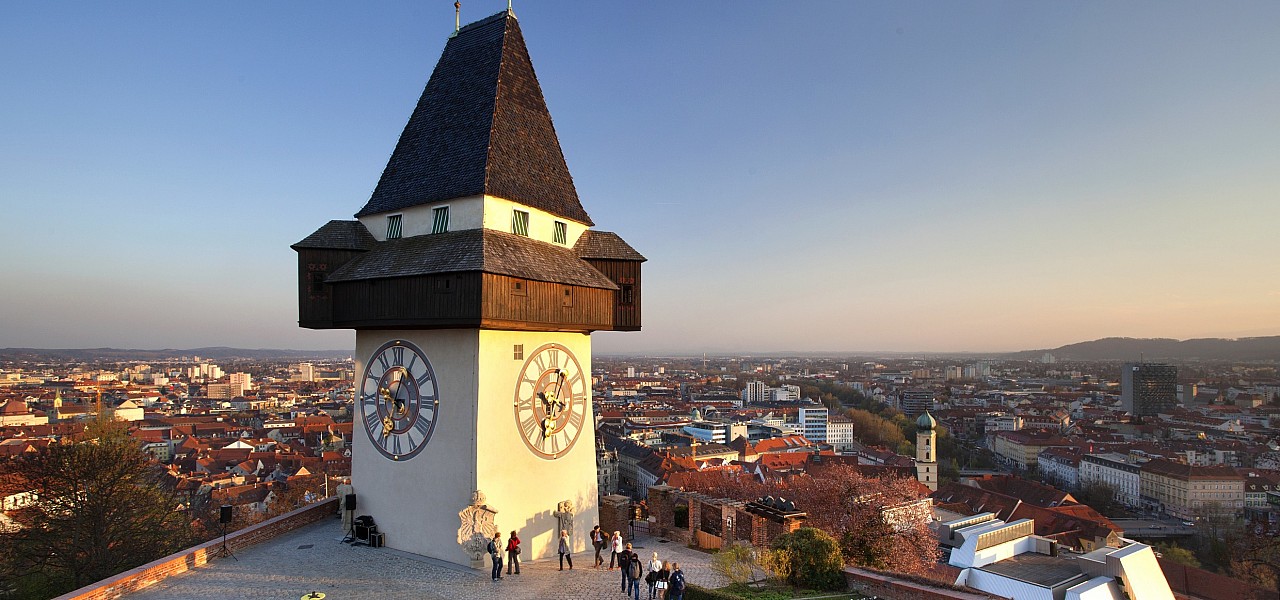 Torre do relógio da cidade de Graz, na Áustria, que recebe a próxima conferência da PLAIN (Crédito: Österreich Werbung / Julius Silver)
